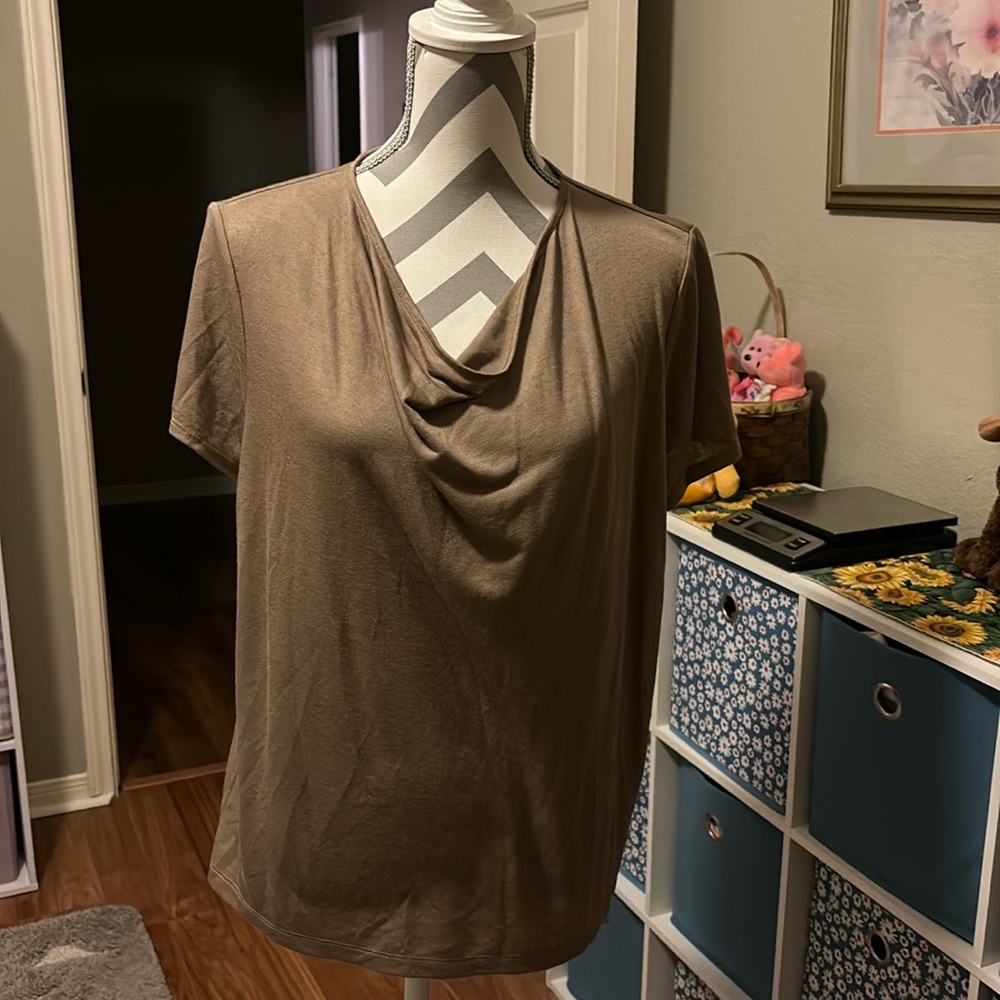 Chico’s sz 2 Blouse